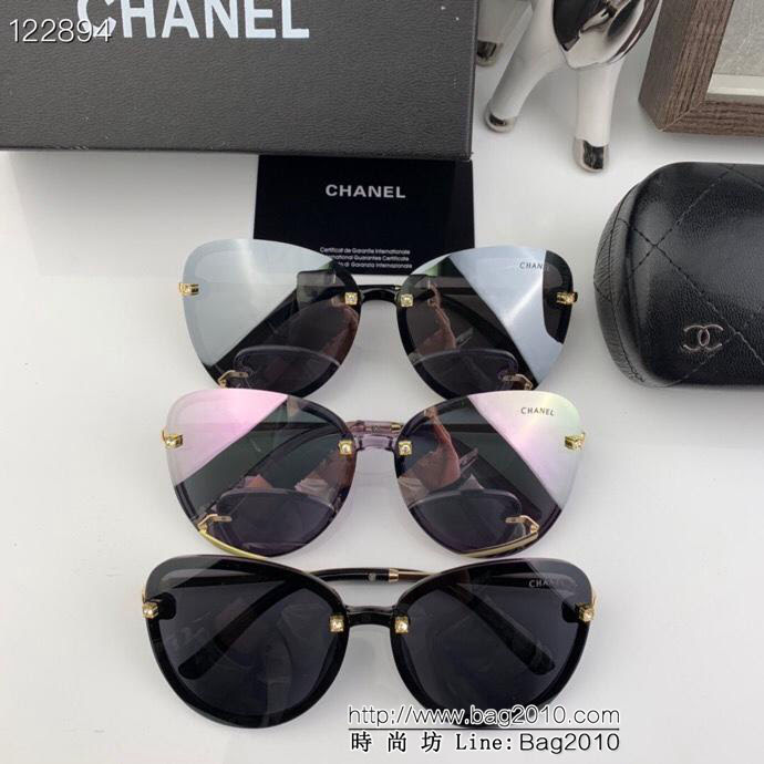CHANEL香奈兒 2019新款 女士偏光彩膜太陽鏡 鏡框帶鑽 時尚方框太陽鏡 網紅潮款墨鏡 3687  lly1314